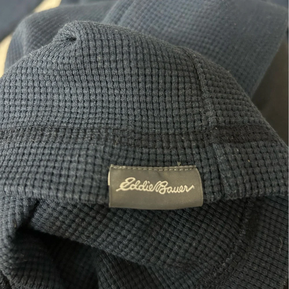 2/$30⚡️- SHIRT | Men’s Eddie Bauer shirt size medium - Picture 5 of 5